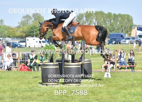 BPP_7588 - CLASS 5 ScottiBranch Outdoor Open Championship Inc The Wright , Johnston & Mackenzie LLP RHS Young M
