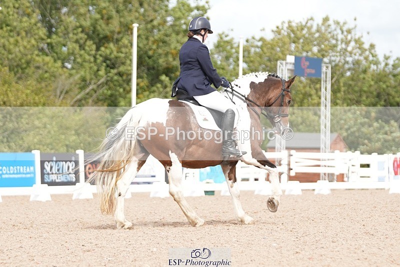 250906-113704-02035 - 080-Rebecca.MorrisSally.XIII