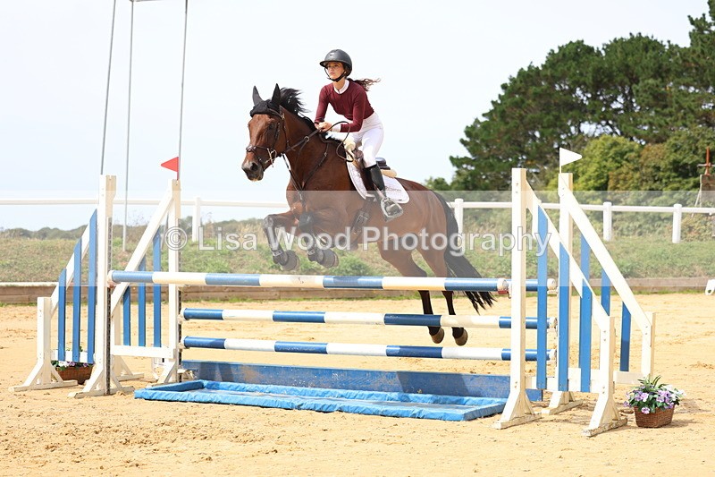 3E7A4214 - Class 7: Senior Newcomers/1.10m open