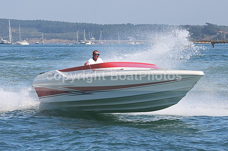 150808 RED MIST WT7A9878 - Speedboats
