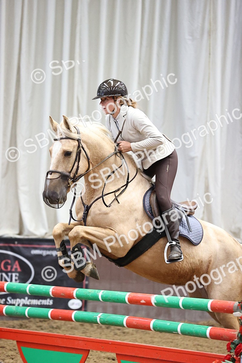 SBM_002808 - Class 9 - Senior British Novice 90cm