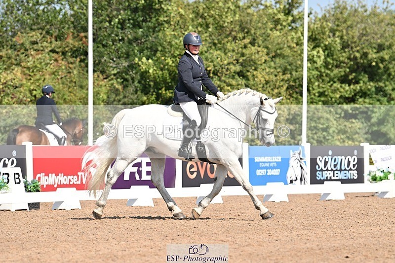 250816-104736-03204 - 111-Sonya.Fitch-PeytonDinnarthal.Buzzard