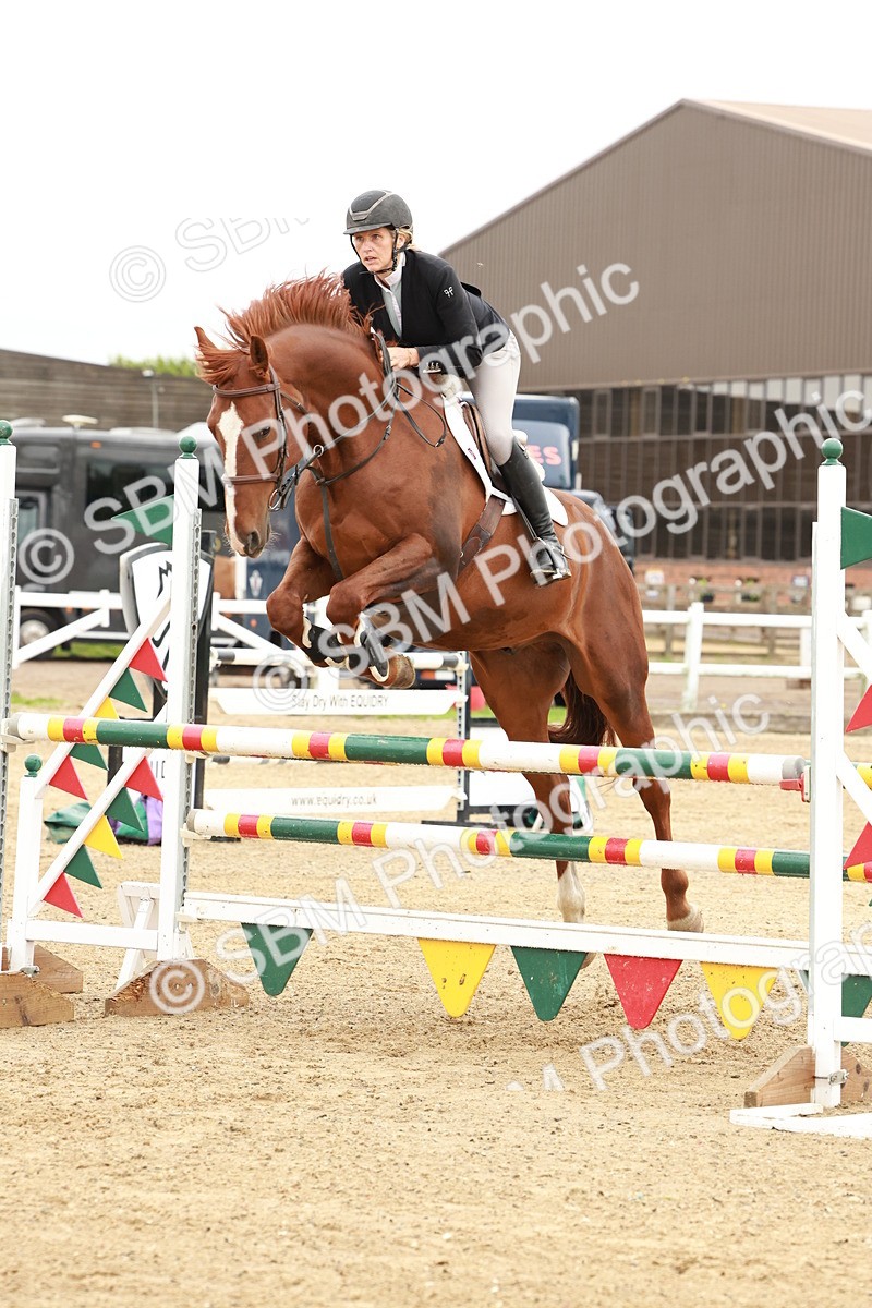 1I0A7658 - Class 4 - Senior Newcomers 1.10m