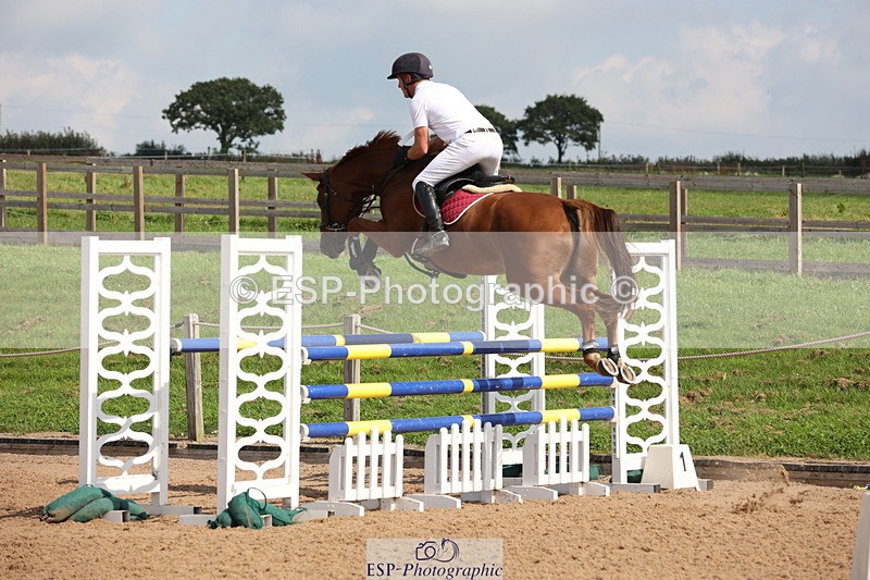 230915A-130927-02189 - Cls 4 National 1.30m