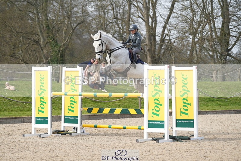 260322A-140840-01921 - 13 Foxhunter 1m 20 Open