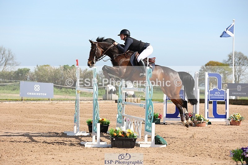 250427-160300-18301 - Cls 24 - 1 Star Gold Tour