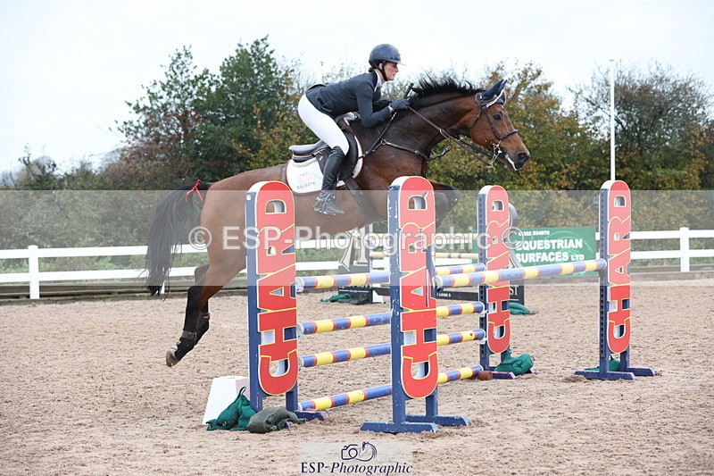 231112A-151233-05191 - Cls 21 Foxhunter & 1.20m Open