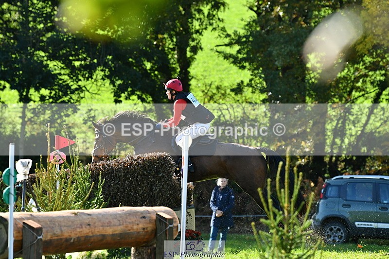 251025A-122713-19662 - F-420-Helen.Buckland