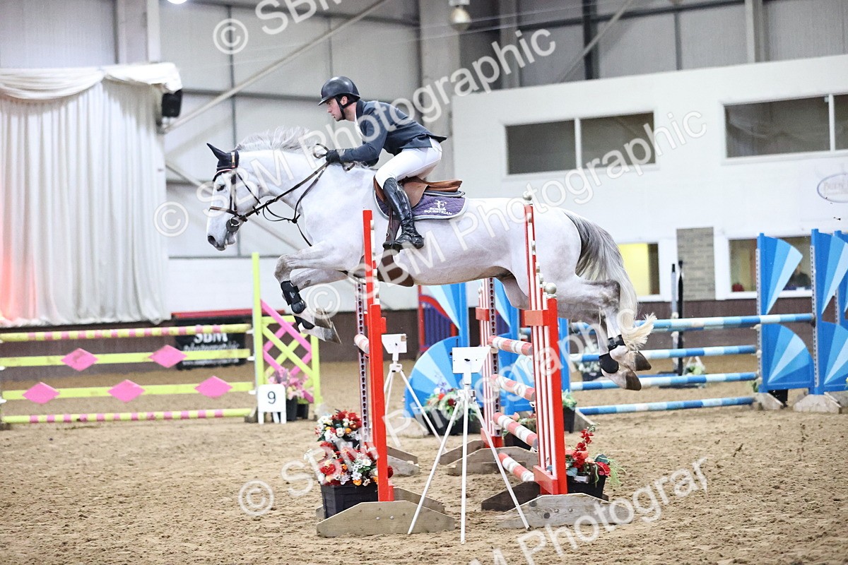 SBM_004703 - Class 16 - Senior Newcomers - 1.10m