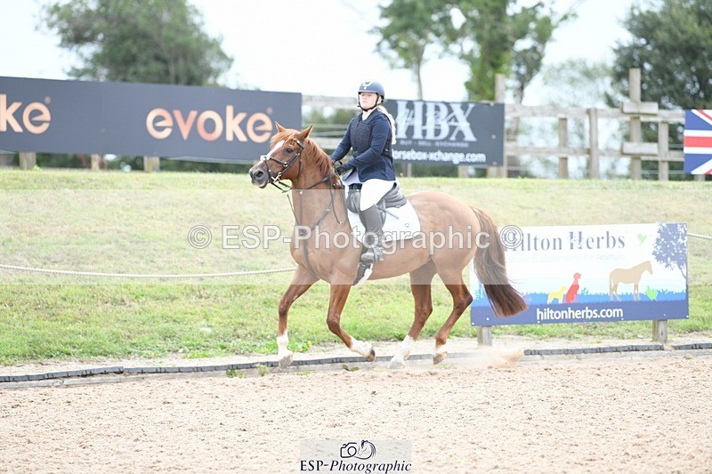 250807-113703-00702 - 1m Round 1