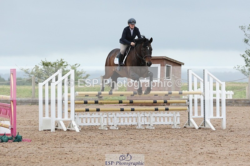 250524-094842-03951 - Cls 13  A&B 1.05m & 1.10m open