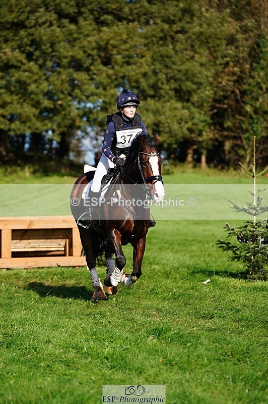 241026-111858-12089 - 374-Bella.Balian-BEECHWOOD.JOEY