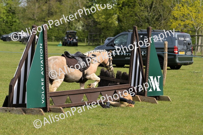 20260426-2253 - Class 20 - Beginner Working Hunter