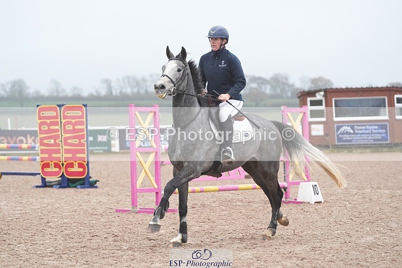 251107-121115-00697 - Cls 4 Snr 1.05m Open