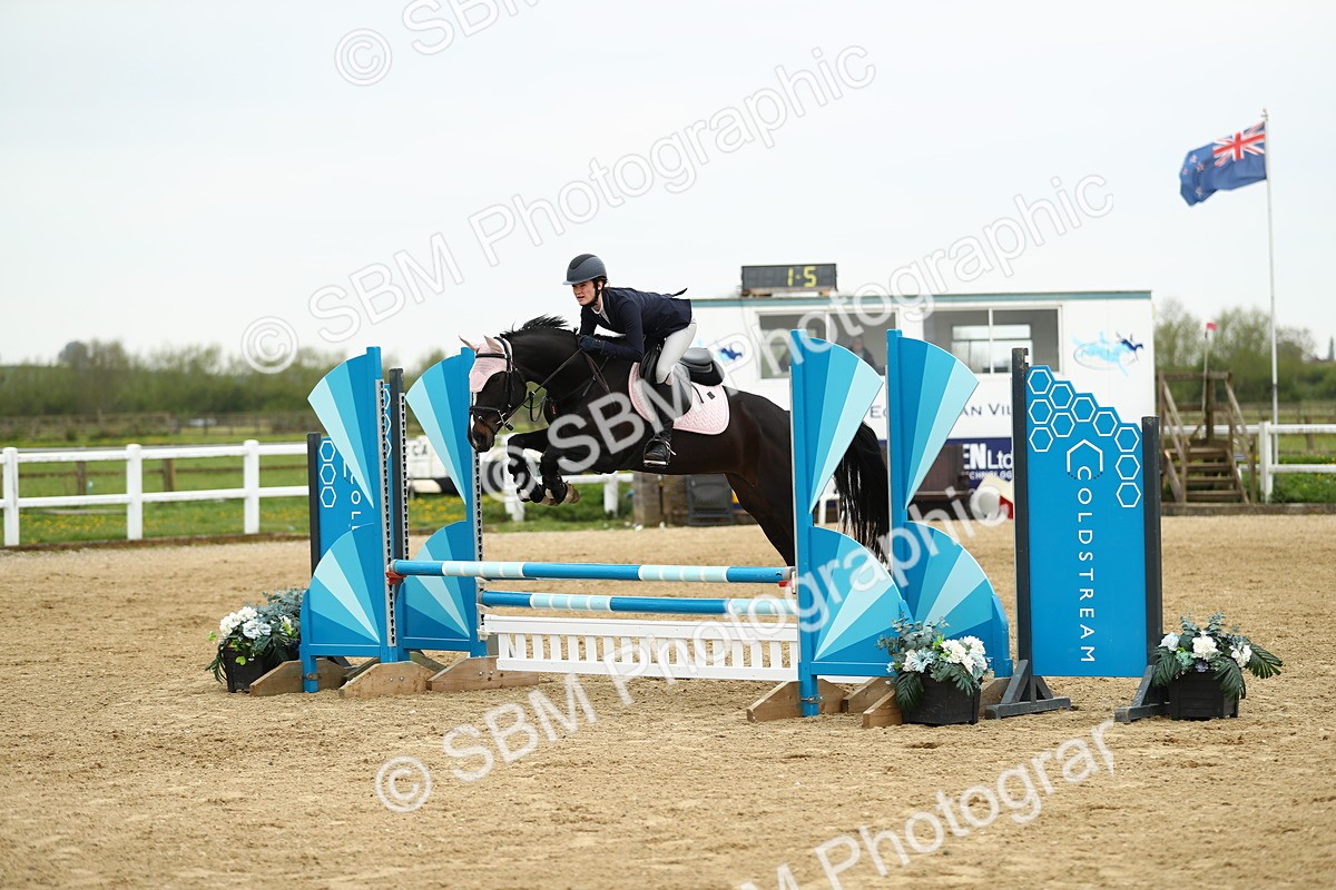 SBM_000440 - Class 2 - Senior British Novice 90cm