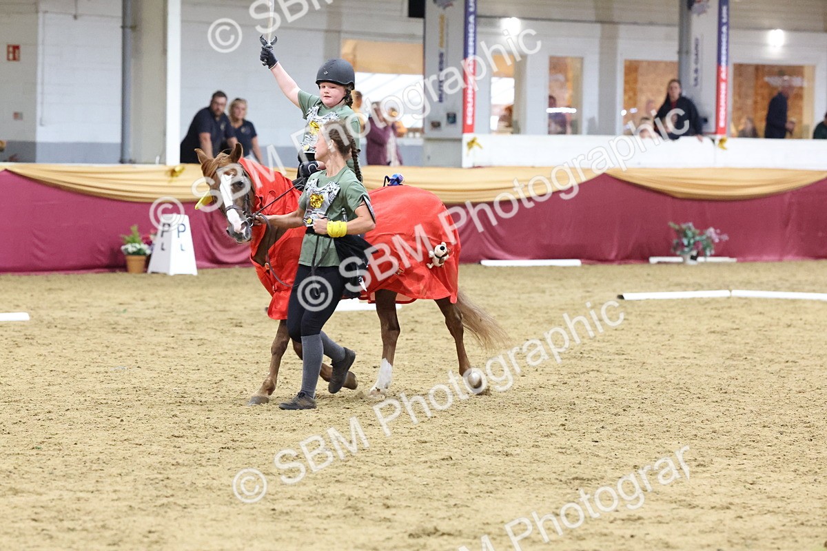 SBM_10195 - Class 52 Strictly Fancy Dress-Age