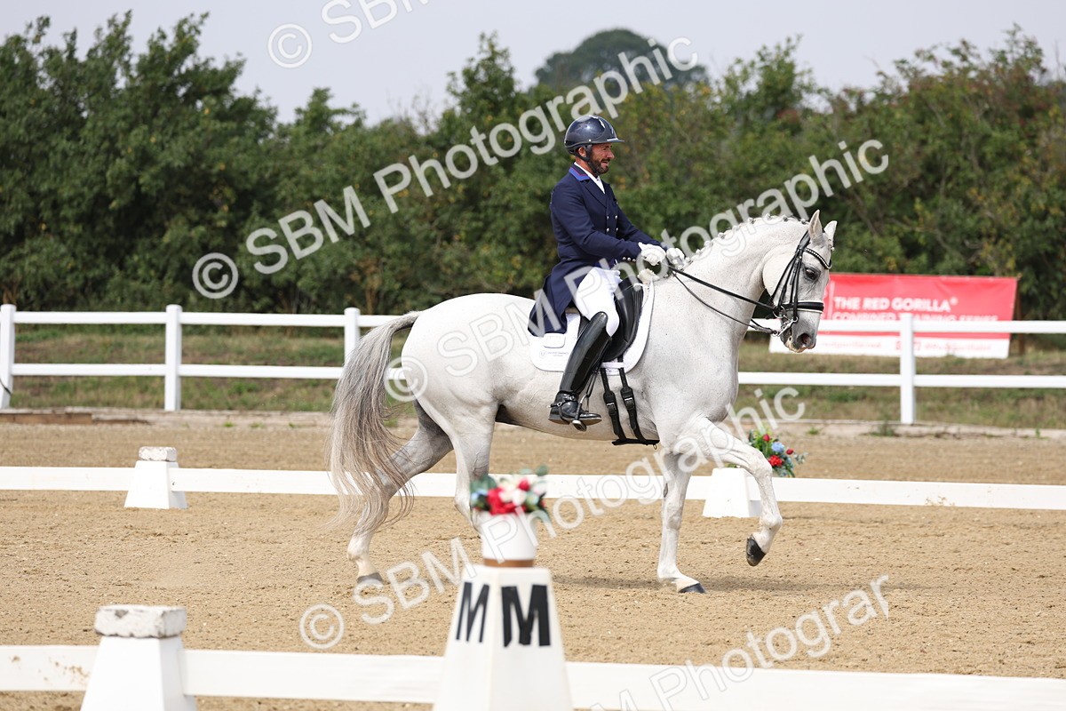 SBM_007352 - Class 9 - FEI INT I - 13.37-14.33