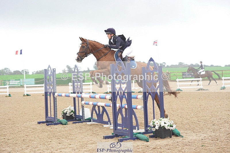 230924A-113454-04590 - 100 SJ 11.00 to 12.00