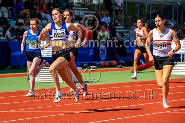 Age25SAT-916559 - Track Female Set One