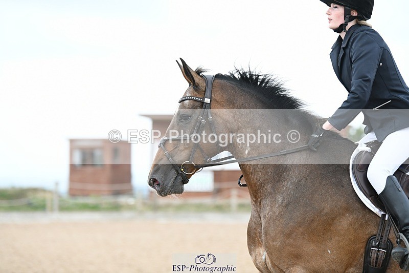 250807-114831-00820 - 1m Round 1