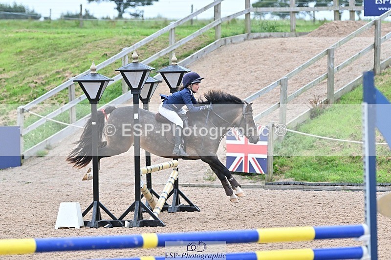 240813-183751-00711 - Classes 5 A&B & 6 80cm