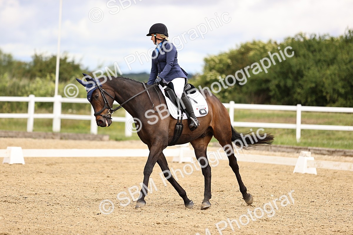 SBM_001921 - Class 2 - Novice 4 - 10.36-11.39