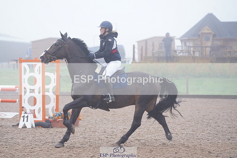 241006A-115358-06663 - Cls 19 Snr 1.05m Open