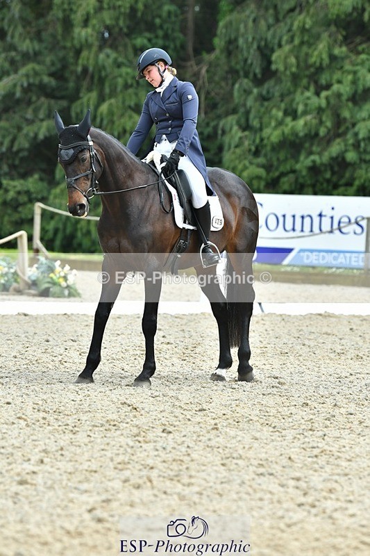 230525-151406-04579 - 425-ABC_ARCTIC_DAME-Jess_Falle-DR