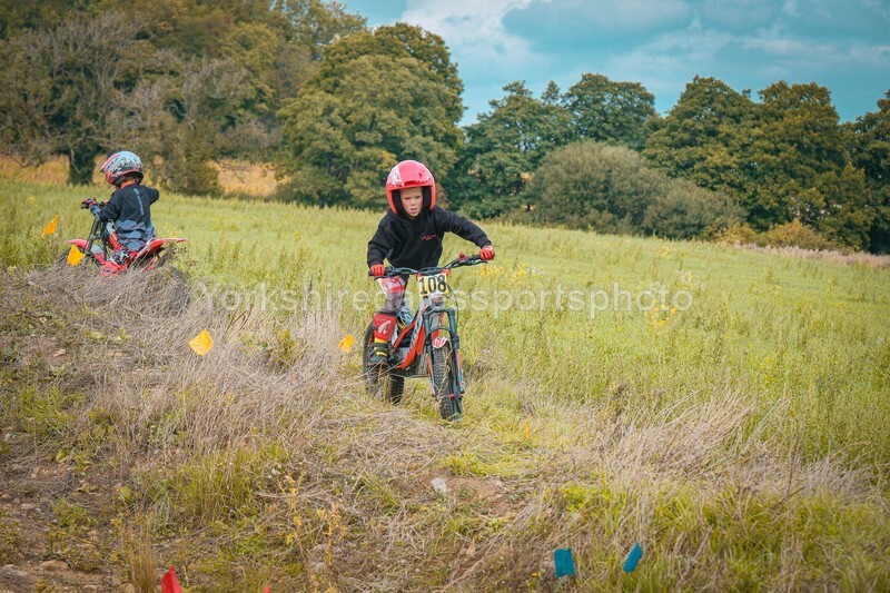 DSCF0308 - Ripon MC Trial 27/09- kids