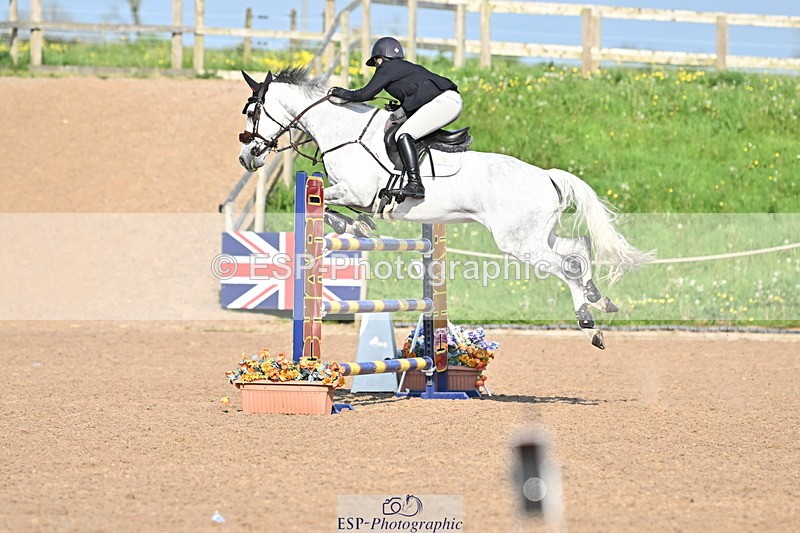 240509A-173459-03573 - Cls 12 Chard Equ Speed Derby