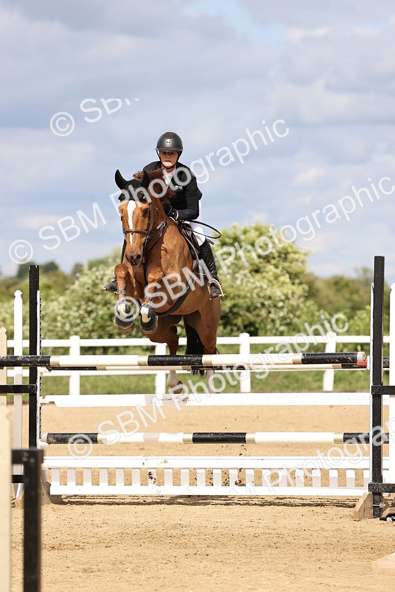 SBM_003522 - Class 13 - Senior Foxhunter - 1.20m