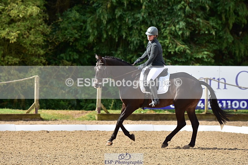 250719A-100352-03498 - 019-Bryony.Lovell-Williams-Broadtown.Man.In.The.Mirror