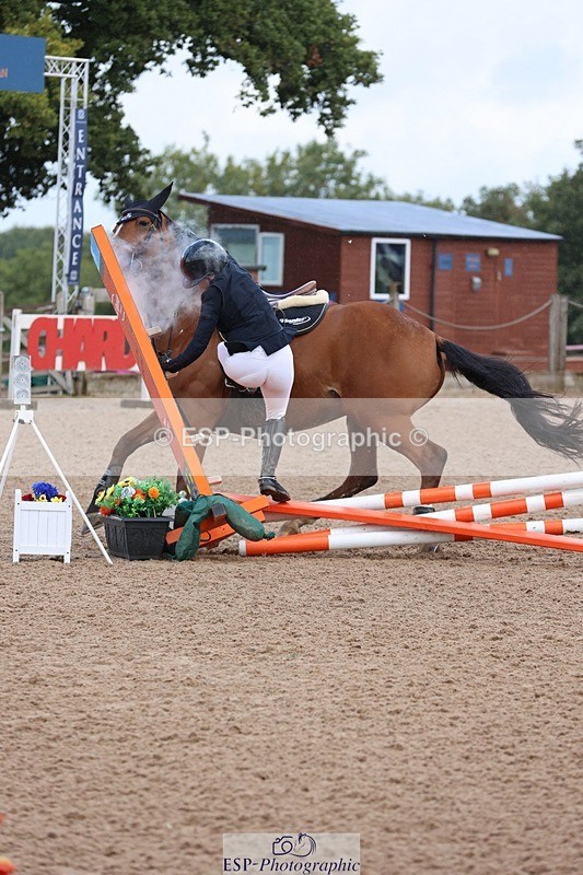 250911-120500-01320 - Cls 3 Snr Foxhunter