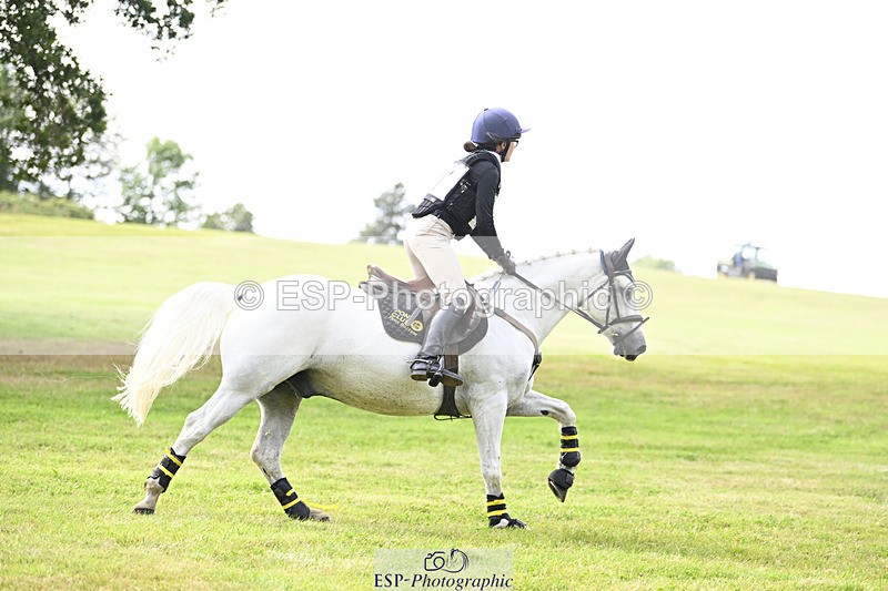 240825X-145706-35338 - 80cm XC 14.30 to 15.30