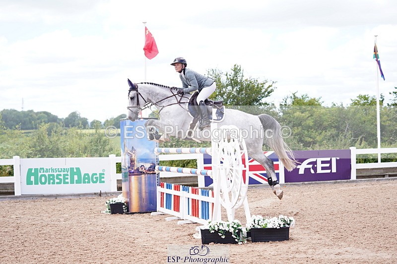 240721A-144040-18700 - Cls 32, YH 6 Yr Olds 1.30m
