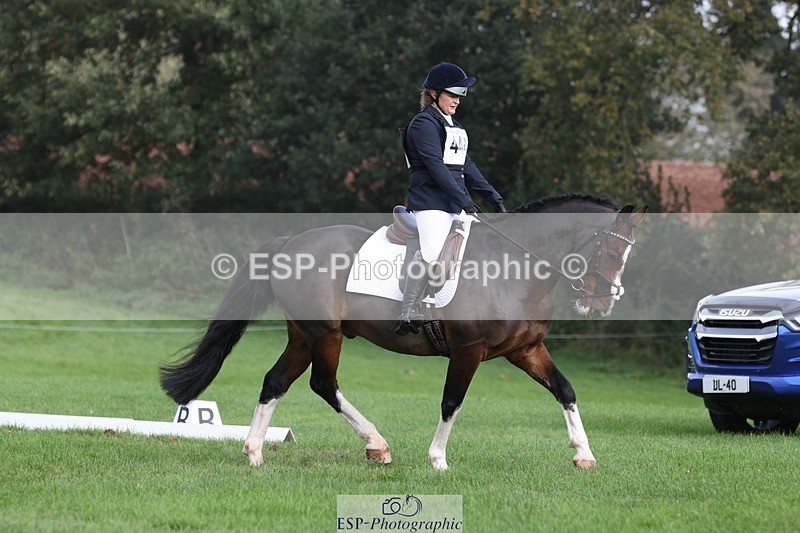 231019-142412-03961 - 444-REDHILL.SKANDEL-Emma.Stokes-DR