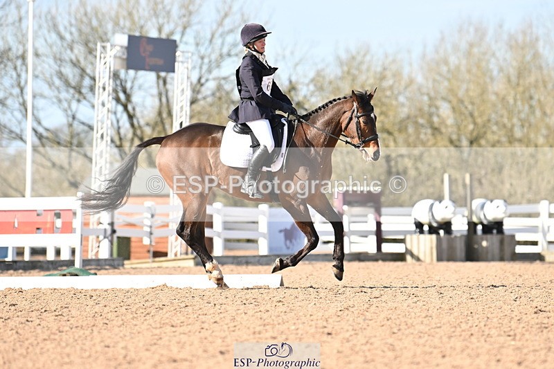 240324A-153843-04517 - Novice 28, 15.33 to 16.15