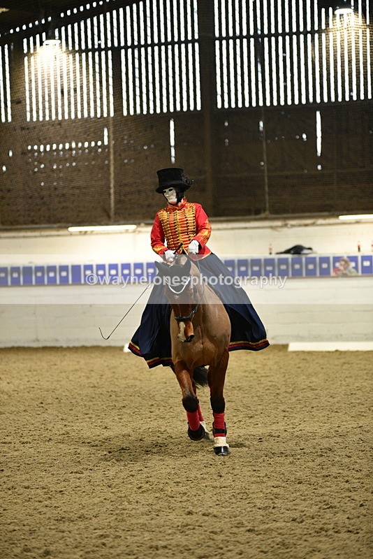 WJ5_9300 - Time 13:04 to 13:41 Fancy Dress DTM