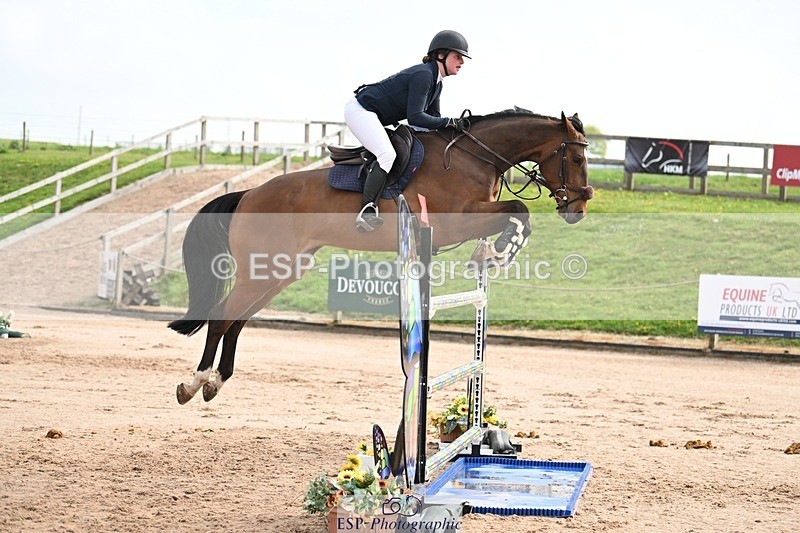 250425-095136-08019 - Cls 2 - 2 Star Small Tour