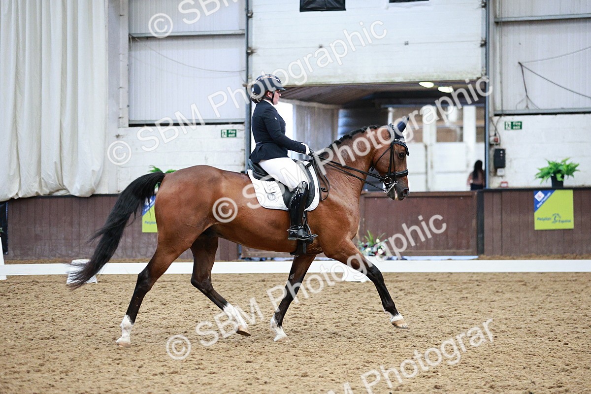 SBM_006572 - Class 16 - Advanced Medium 5 - 16.02-17.22