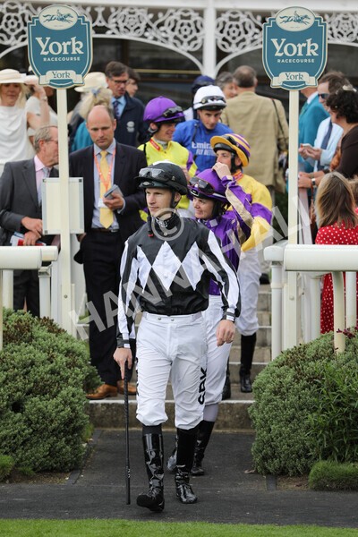yr18082022r6-10 - Race 6 4.45 pm OR8wellness ebfstallions Nursery Handicap