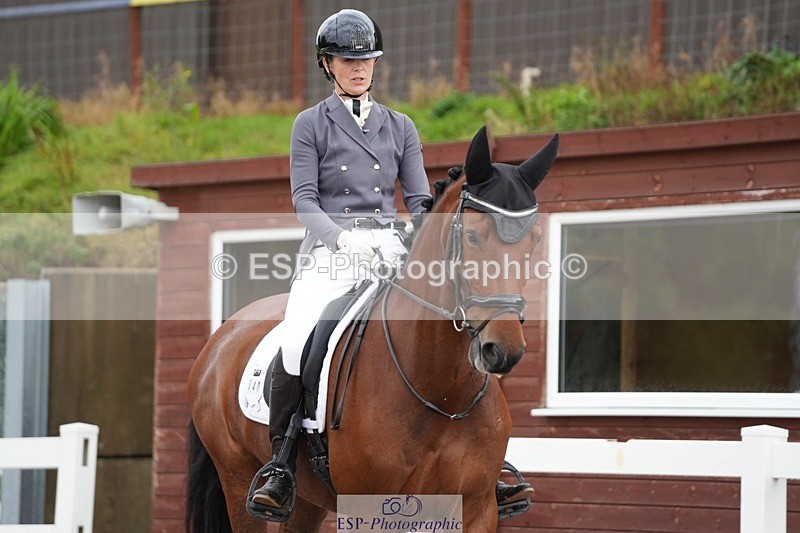 250907-110139-05955 - 040-Rianne.FultonSunset.Mojito