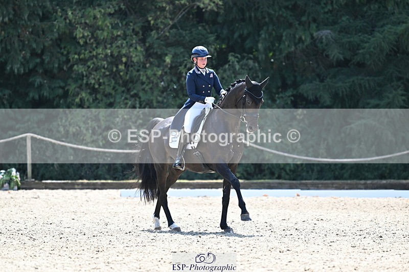 250810A-140203-07213 - 070-Abbie.NewburySeagry.Firstamour