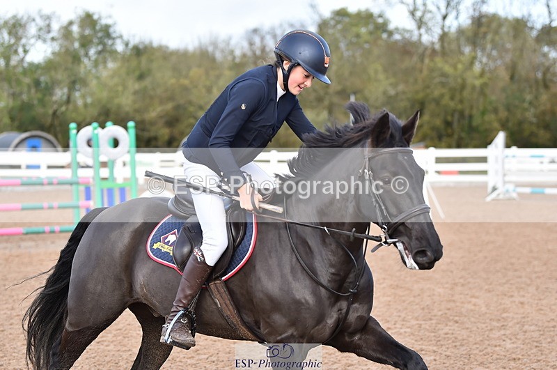 231029A-122314-03286 - Pony Foxhunter & 1.10m Open