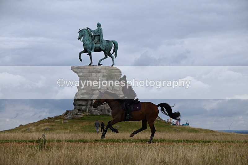 DSC_5415 - Time at Statue 11:46 to 12:16