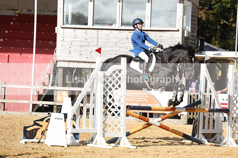 3E7A5557 - Class 10: 90cm open