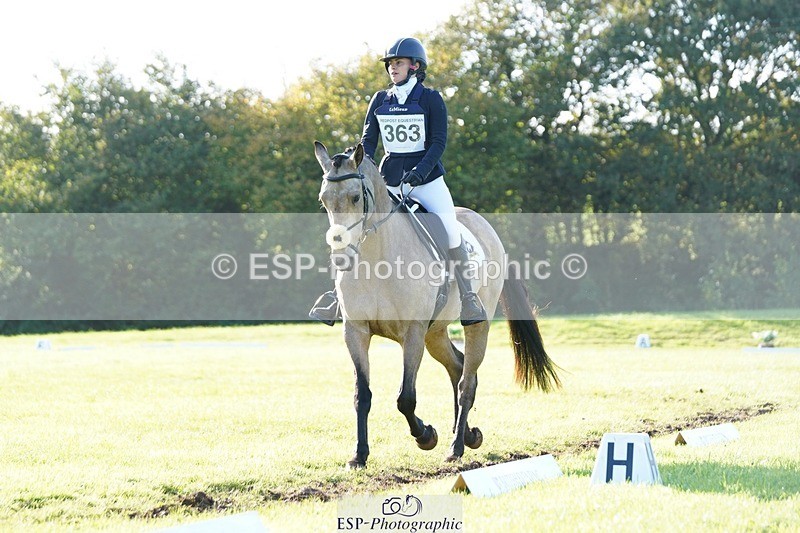 241025-104606-06064 - 363-Emily.Dobson-SILVERLININGS.APHRODITE