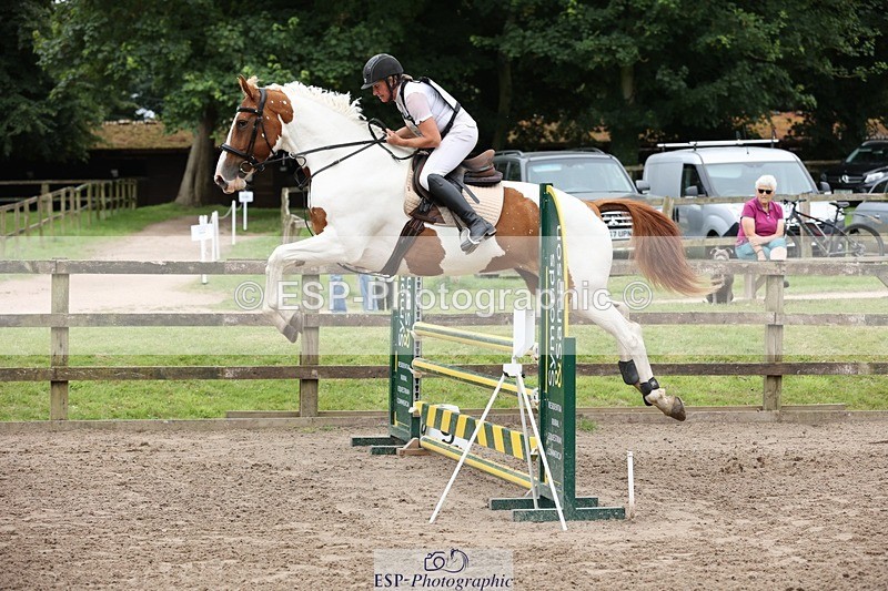 240803-125327-05215 - 162-Susan-Joy_Keeping-WARPAINT