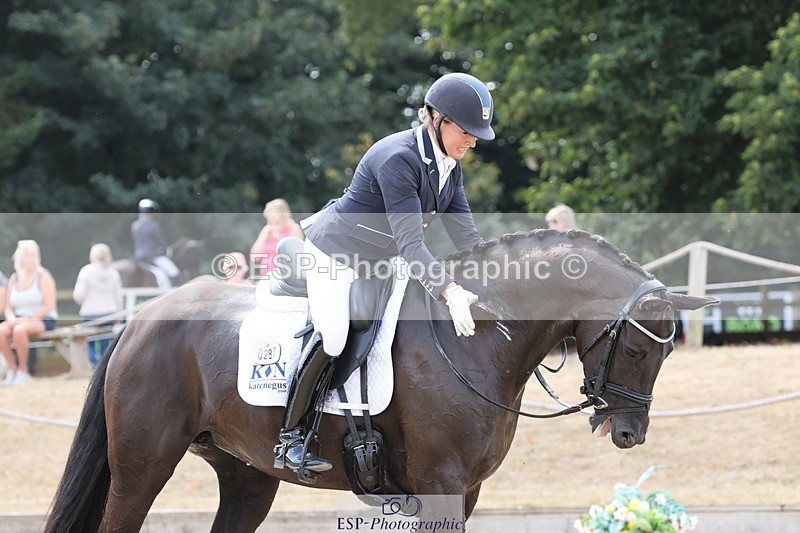 250809A-144845-04403 - 028-Sameera.RahmatallaForget.Me.Not.NE