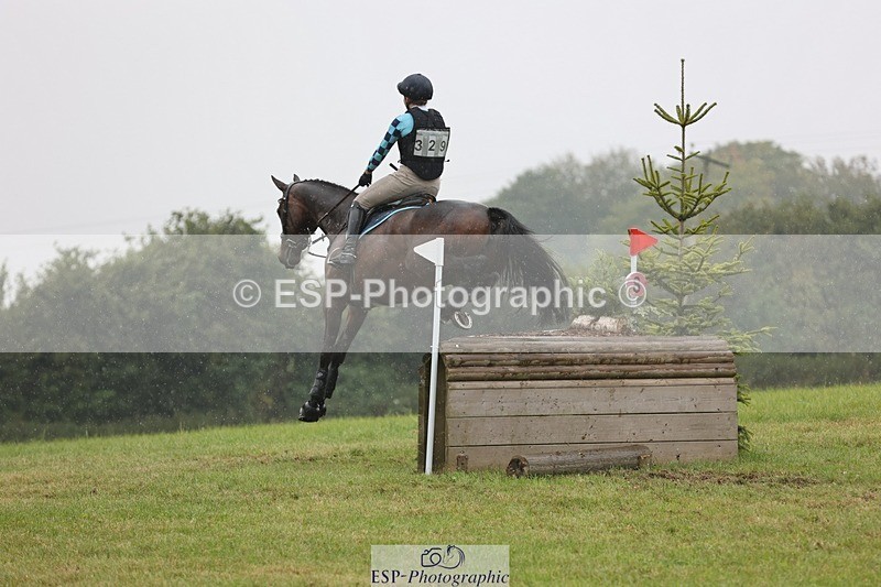 240901A-140622-09482 - 329-Hanna.Bertorelli-BWTH.CLASSIC.CUT